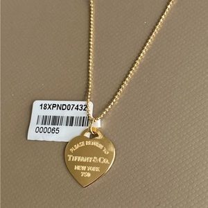 18K solid gold heart pendant